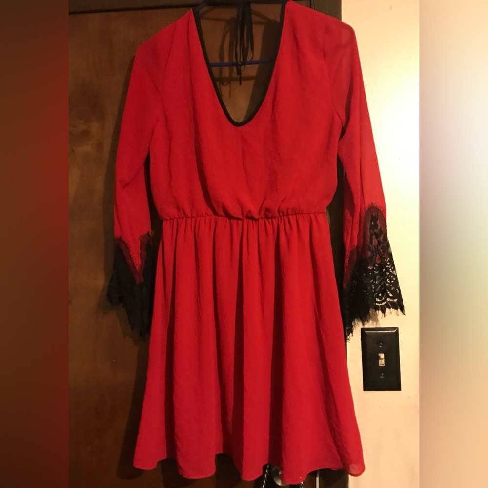 Red Dress - Picture 2 of 4